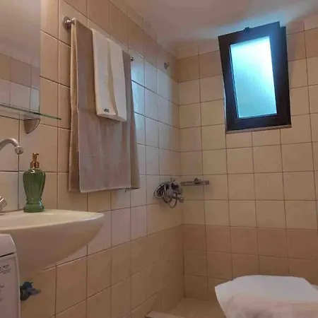 Tatil Evi Skaros