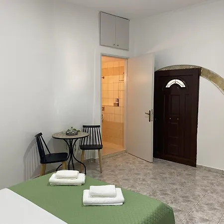 Tatil Evi Skaros